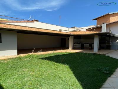 Casa para Locao, em Pirassununga, bairro Cidade Jardim, 3 dormitrios, 2 banheiros, 1 sute
