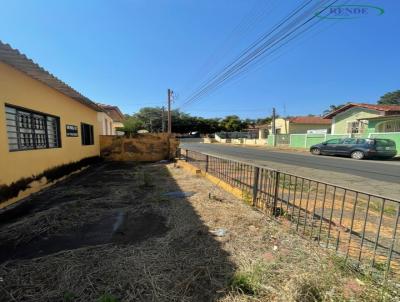 Casa para Venda, em , bairro Centro, 1 dormitrio, 1 banheiro, 2 vagas