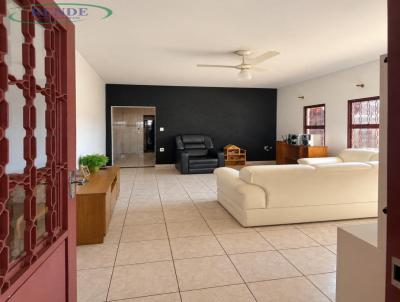 Casa para Venda, em Pirassununga, bairro Jardim Petr�polis, 2 dormit�rios, 2 banheiros, 1 vaga