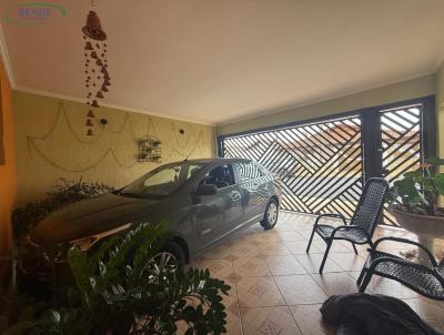 Casa para Venda, em Pirassununga, bairro Parque dos Eucaliptos, 3 dormit�rios, 3 banheiros, 1 su�te, 2 vagas