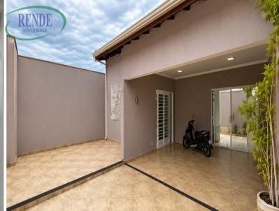 Casa para Venda, em Pirassununga, bairro Jardim Veneza II, 3 dormit�rios, 2 banheiros, 1 su�te, 2 vagas
